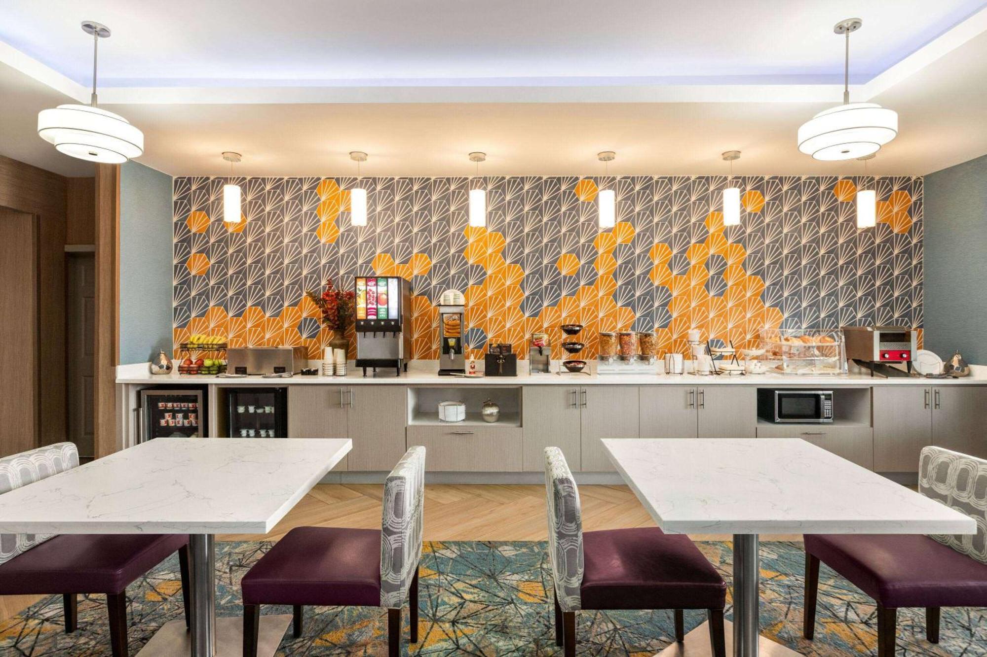 Готель La Quinta By Wyndham San Antonio North Stone Oak Екстер'єр фото